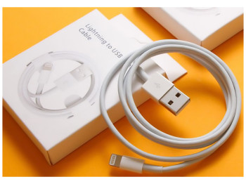 Кабель USB Cable Onyx Lightning 1m With Packing Колір Білий