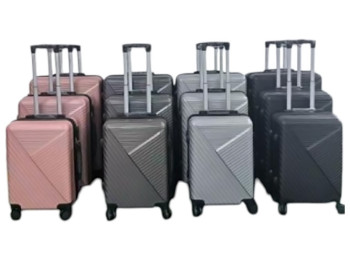 Набір валіз 20/24/28, пластик (ціна за набір 3шт)