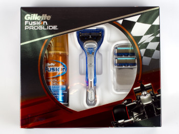 Подарунковий набір Gillette "Fusion ProGlide Silver"