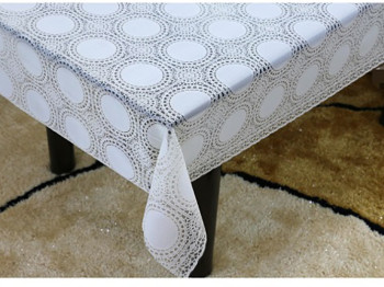 Клеенка виниловая ажурная "Lace" с перламутром беж 1,37x20 метров (цена за рулон)