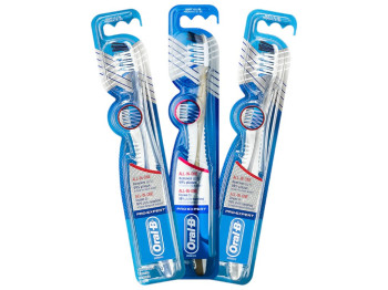 Зубна щітка Oral-B Pro-Expert All-in-One 35 Soft, мяка, 20см, 1шт