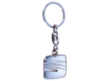 Брелок металевий Seat