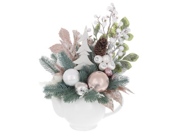 Новогодняя композиция из веток хвои, ягод и пластиковых шаров, 38см