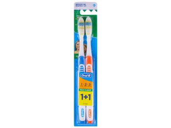 Набор зубных щеток Oral-B Maxi Clean, средней жесткости (цена за набор 2шт)