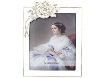 Фоторамка прямоугольная, 31,5см, размер фото - 20х25см, цвет - белый с золотом