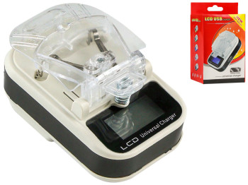 Сетевое зарядное устройство Универсальное LCD Евро, цвет Бело-Зеленый