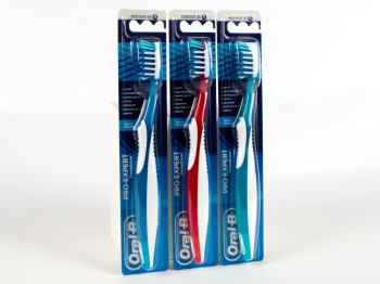 Зубна щітка Oral B "Expert Complete 7" м'яка 1шт