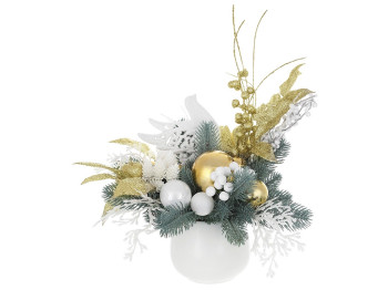 Новогодняя композиция из веток хвои, ягод и пластиковых шаров, 37см