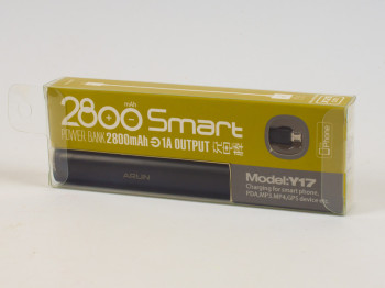 Мобільна батарея для підзарядки гаджетів. Виходи USB і MicroUSB. Ємністю 2800 mPa