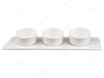 Соусниці порцелянові на підставці Bianco 30,5см (ціна за набір 4 предмети)