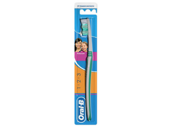 Зубна щітка Oral-B "1-2-3 Класик" 40 середня жорсткість (ціна за 1шт)