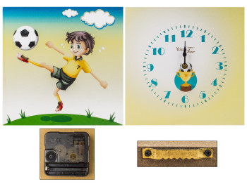 Часы настенные детские на полотне Футболист МДФ 56х28см