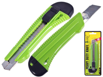Нож пластиковый усиленный Alloid с выдвижным сегментным лезвием 18мм
