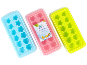 Форма для льда пластиковая с крышкой