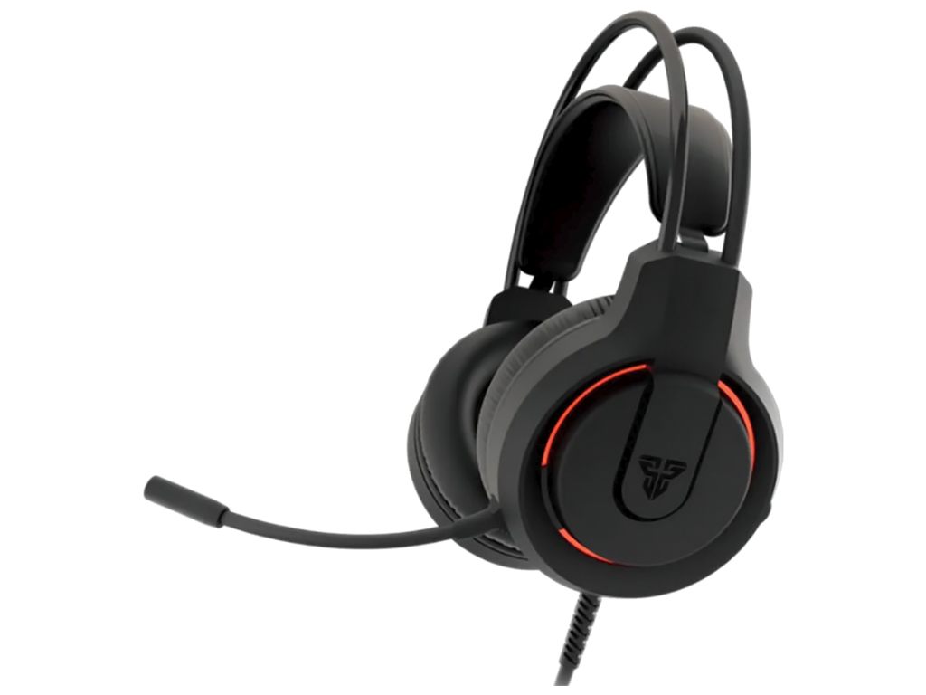 Игровой комплект 5в1 Fantech P51 (клавиатура, мышь, коврик, наушники с подставкой), Цвет Черный