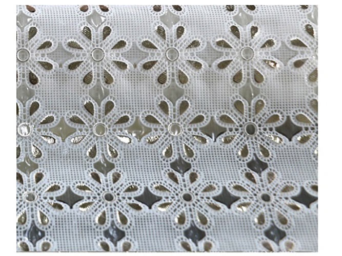 Клеенка виниловая ажурная "Lace" с золотом 1,37x20 метров (цена за рулон)