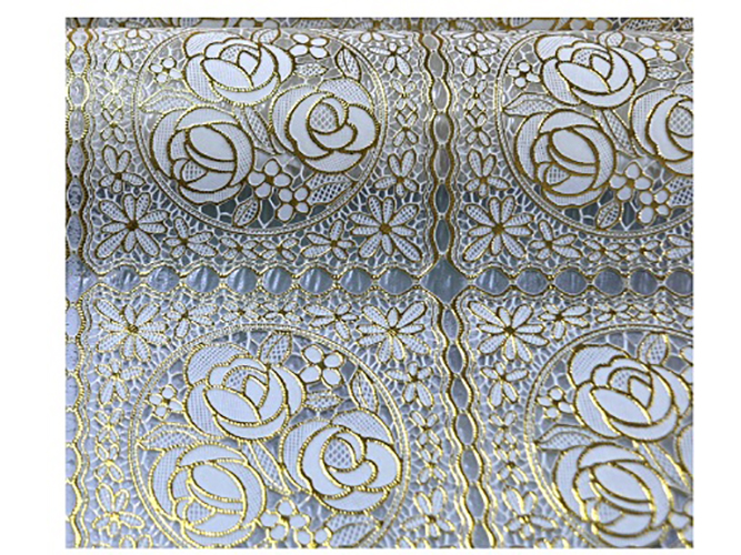 Клеенка виниловая ажурная "Lace" с золотом 1,37x20 метров (цена за рулон)