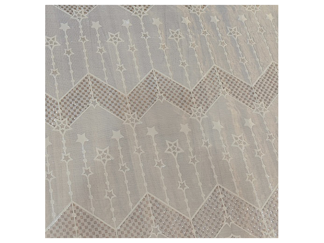 Клеенка ПВХ LACE, белая, 1,37x20м (цена за рулон)
