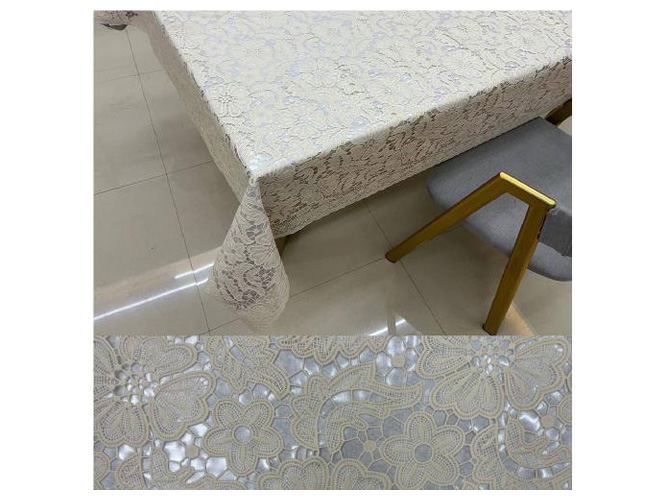 Клеенка ПВХ LACE белая, 1,37х20м (цена рулон)