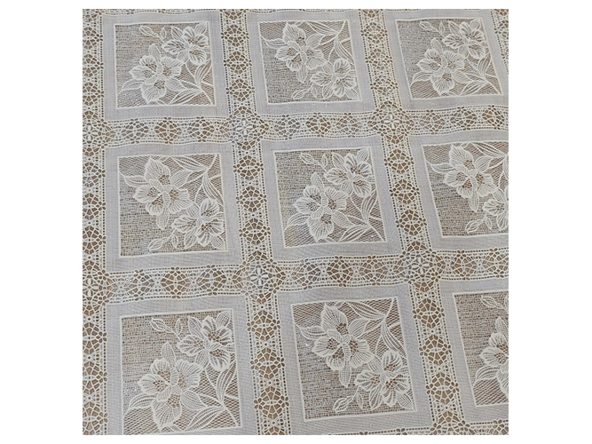 Клейонка ПВХ LACE, бежева, 1,37x20м (ціна за рулон)
