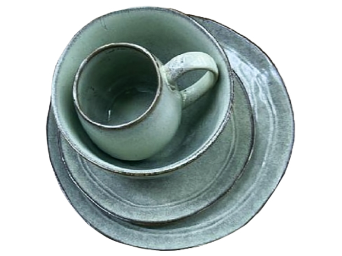 Набор посуды столовой (цена за набор 16 предметов)