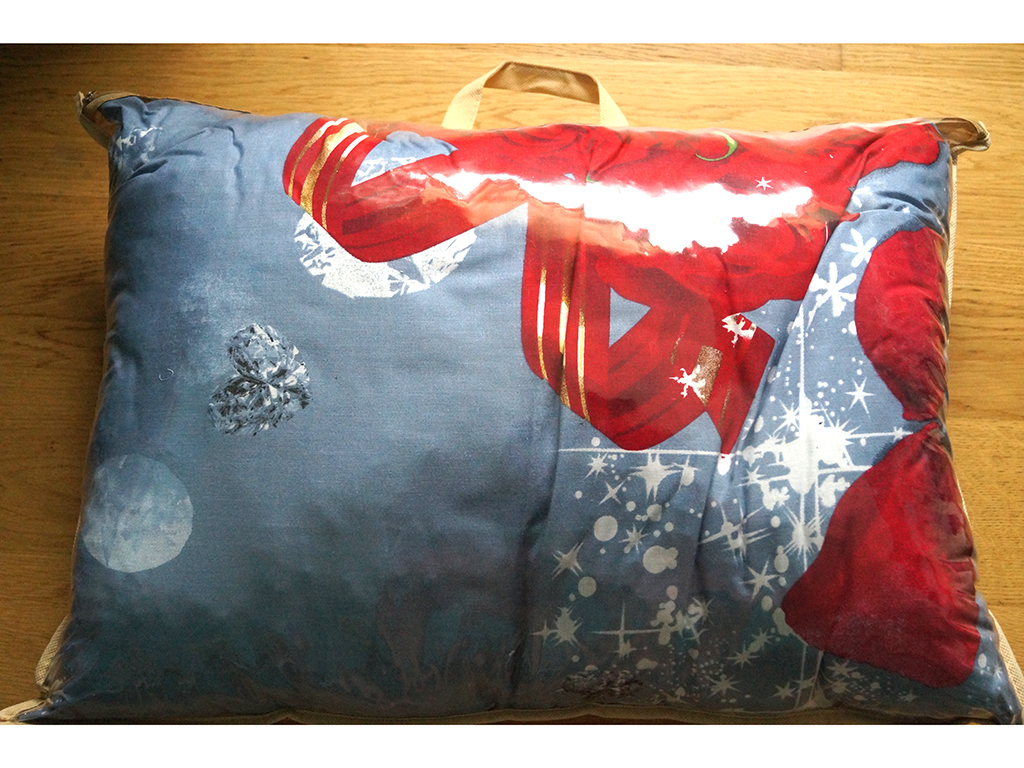 Подушка "Троянда" 100% бавовна, холлофайбер 50x70см