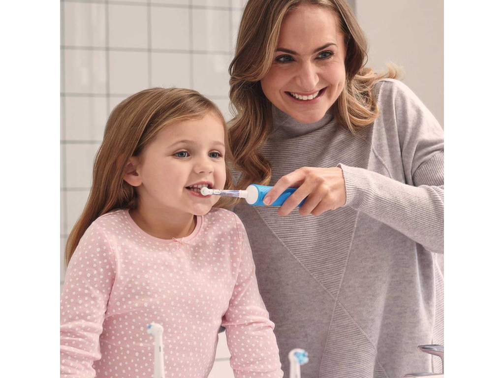 Насадки для электрической зубной щетки Oral-B Kids Frozen II, детские, пластик, нейлон, 4шт