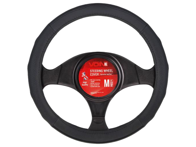 Чехол руля VOIN VLOD-L281 BK размер M (37-39см) черный, перфорированная кожа