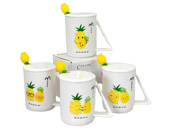 Чашка з кришкою та ложкою Pineapple 400мл